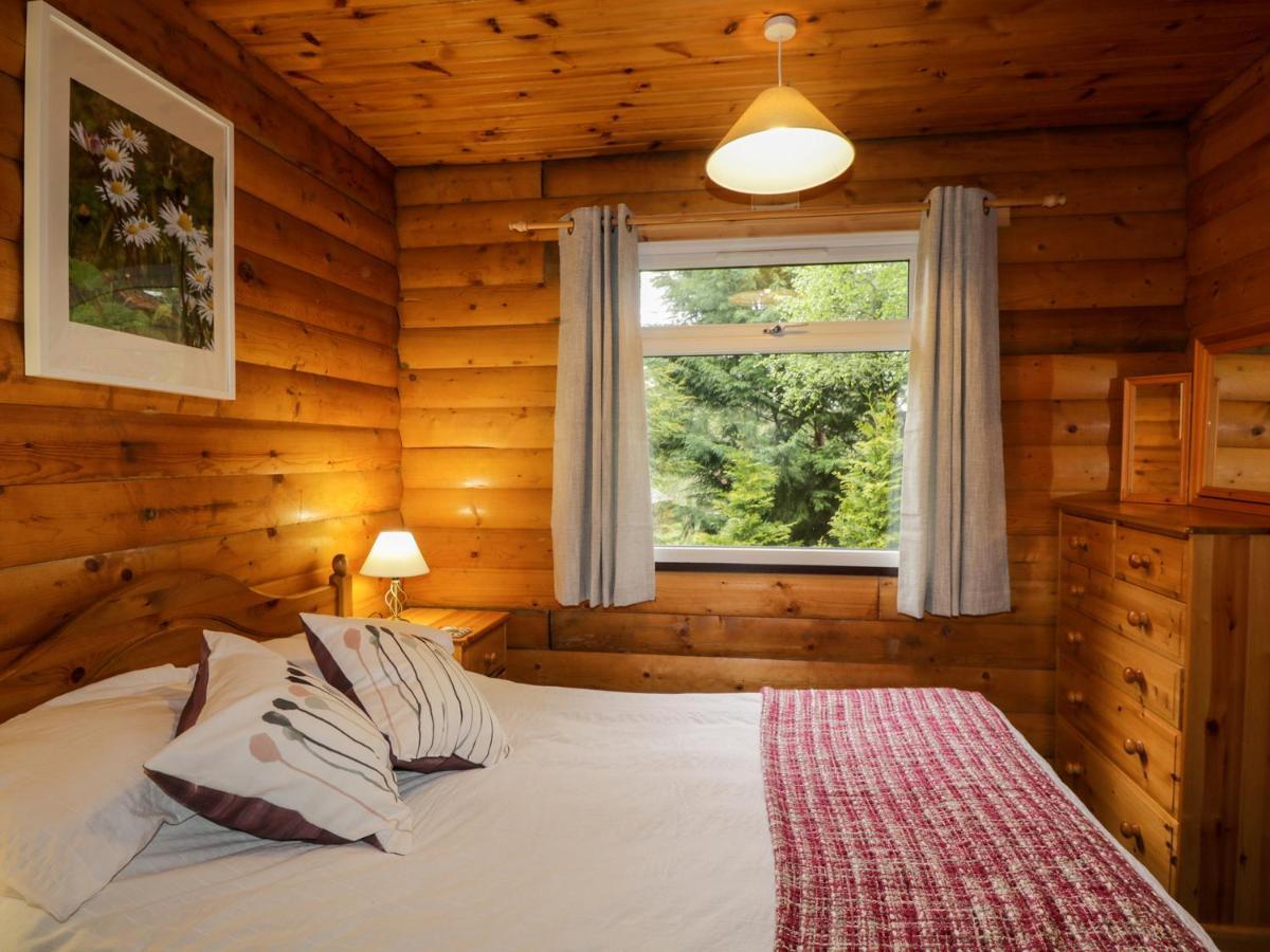 Eagle Lodge Strathpeffer Buitenkant foto