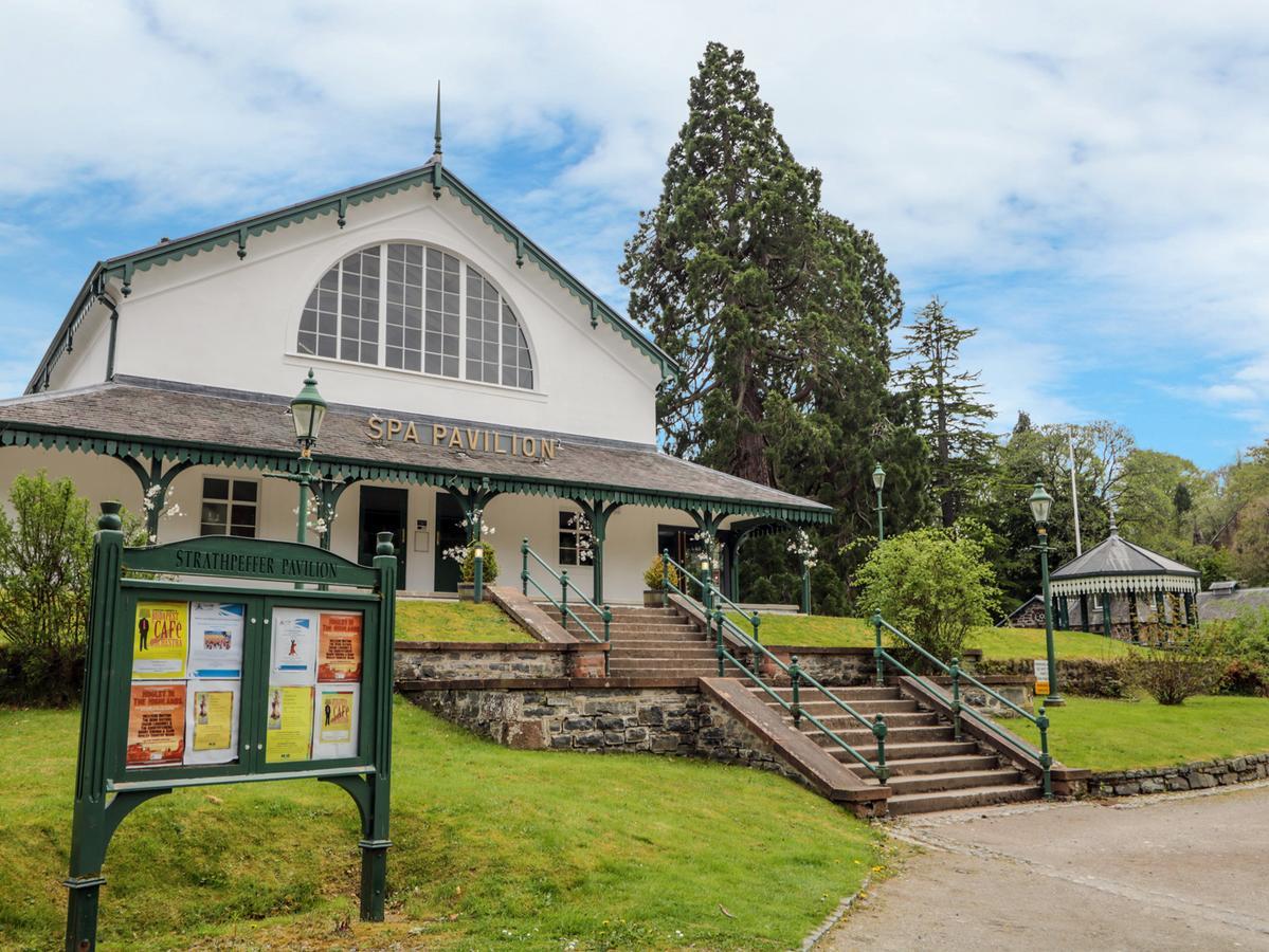 Eagle Lodge Strathpeffer Buitenkant foto